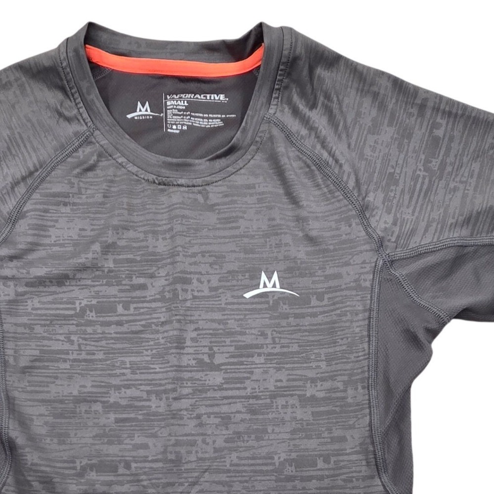 Mission VaporActive Short Sleeve Compression Athletic Shirt Gray Mens Small